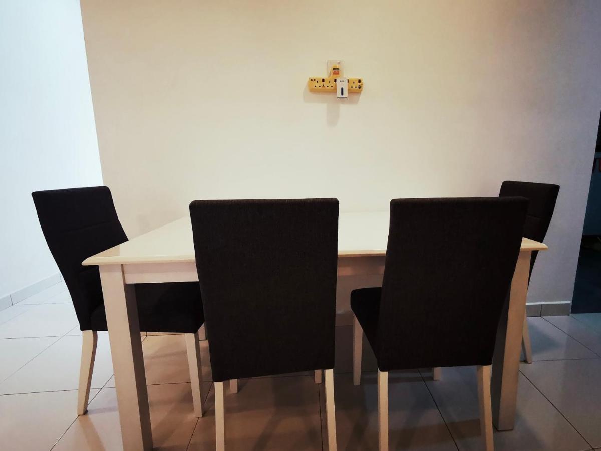 88 négyzetméteres, 2 hálószobás Apartman 2 fürdőszobával Ipoh területén Kültér fotó